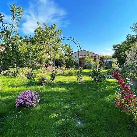 Studio_en_roussillon דירה